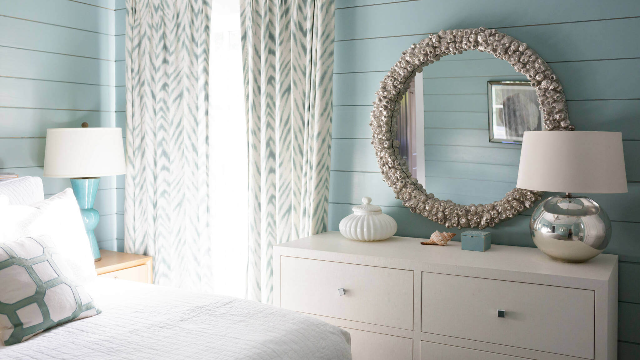 Modern Beach House Bedroom With Teal Walls